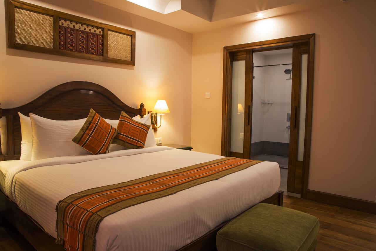 เดอะ คุวาหติ แอดเดรส บาย เซ็นเตอร์พอยต์ Hotel กูวาฮาติ ภายนอก รูปภาพ