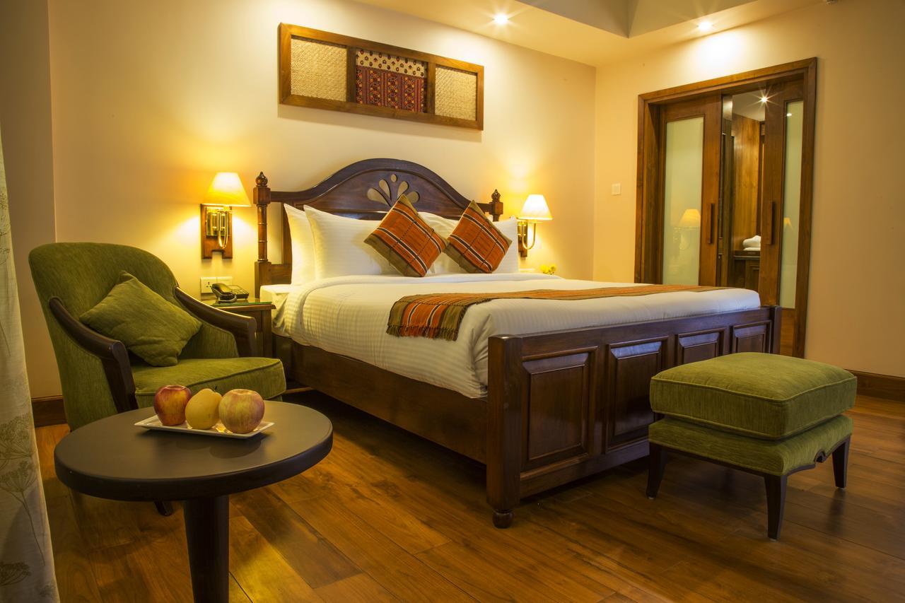 เดอะ คุวาหติ แอดเดรส บาย เซ็นเตอร์พอยต์ Hotel กูวาฮาติ ภายนอก รูปภาพ
